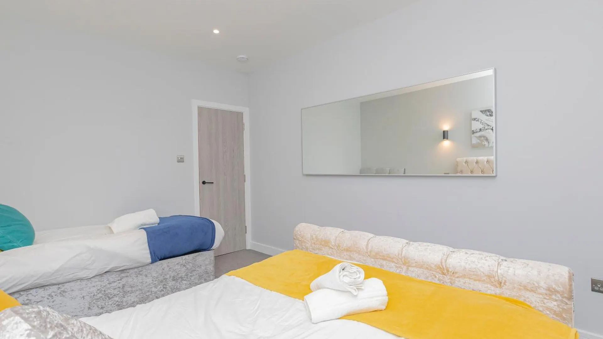 Flash Sales Offer - Any Week Day No Minimum Night Restrictions Brighton City Centre Seafront 1 Bedroom Flat Bn133Duk02