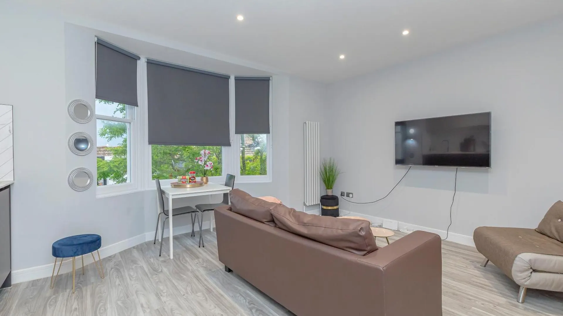 Flash Sales Offer - Any Week Day No Minimum Night Restrictions Brighton City Centre Seafront 1 Bedroom Flat Bn133Duk02 0*,